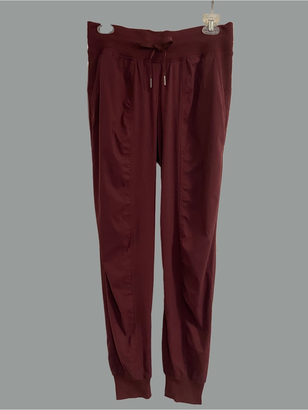 Lululemon Dance Studio Mid-Rise Jogger Pants - Size 6
28" Length in Red Merlot - Picture 6 of 12